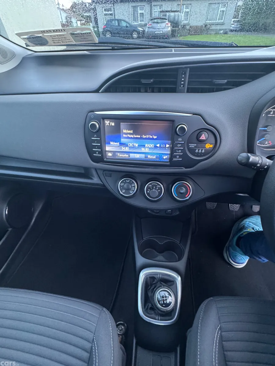 Toyota Yaris MPV, Petrol, 2019, Red