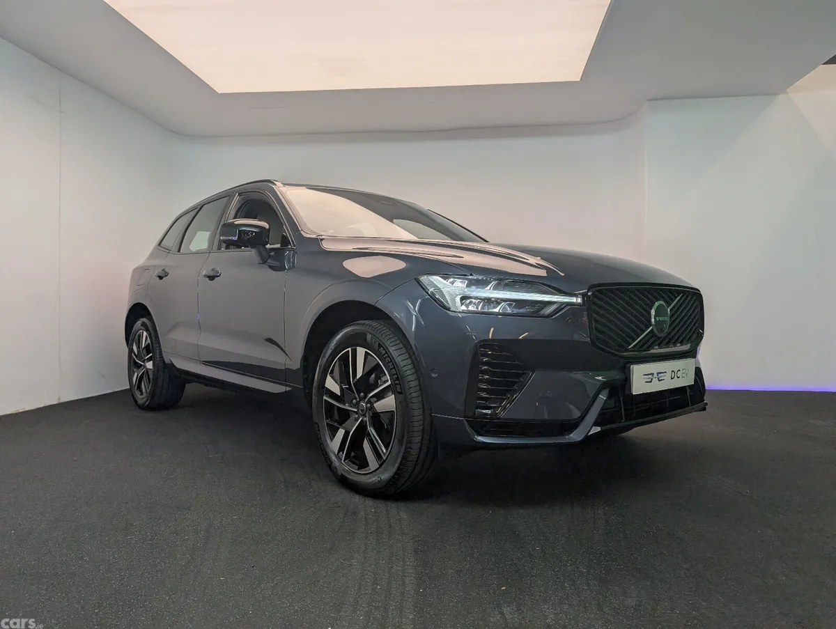 Volvo XC60 SUV, Petrol Plug-in Hybrid, 2025, Blue