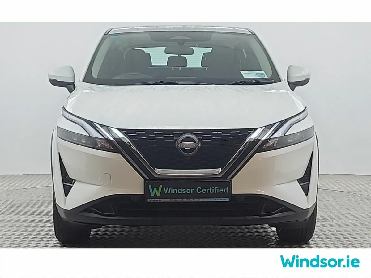 Nissan Qashqai MPV, Petrol, 2024, White