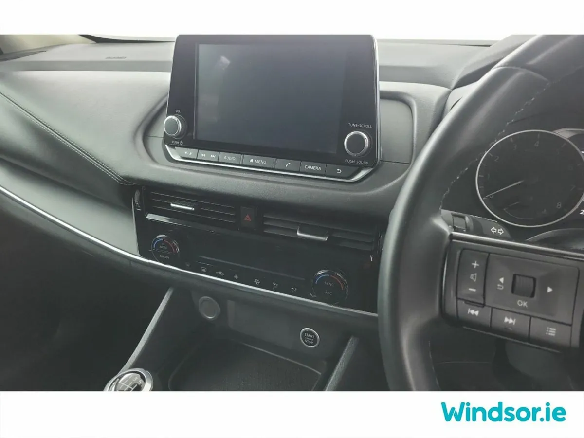 Nissan Qashqai MPV, Petrol, 2024, White