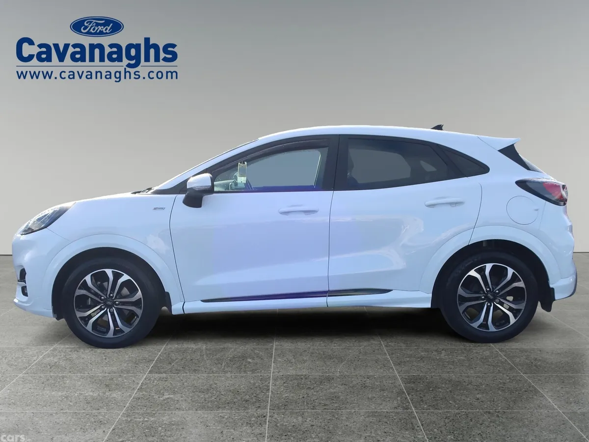 Ford Puma MPV, Petrol Hybrid, 2023, White