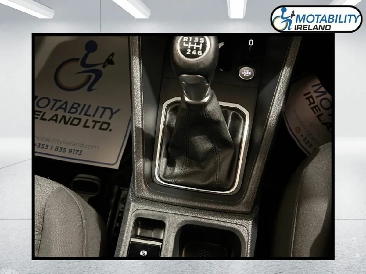 Ford Tourneo Connect MPV, Diesel, 2023, Grey