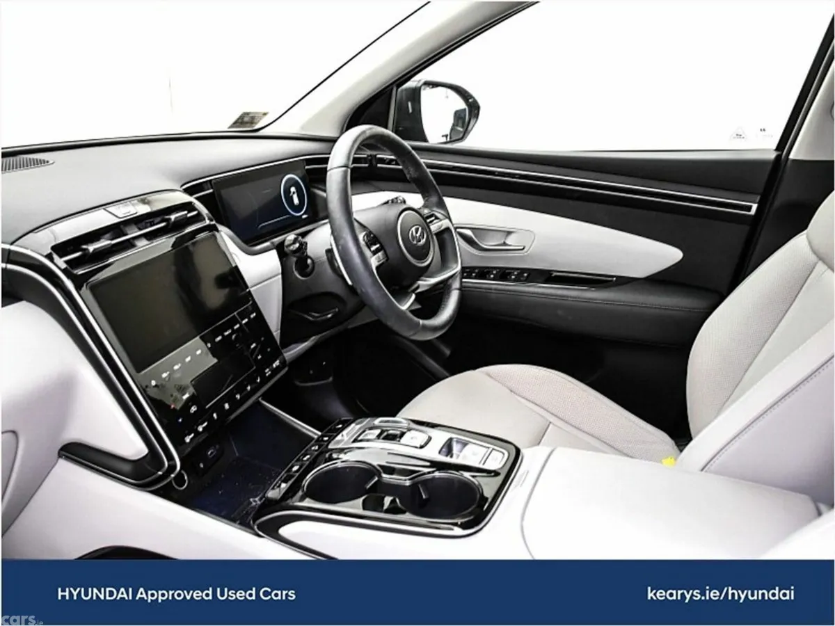 Hyundai Tucson SUV, Petrol Plug-in Hybrid, 2024, Black