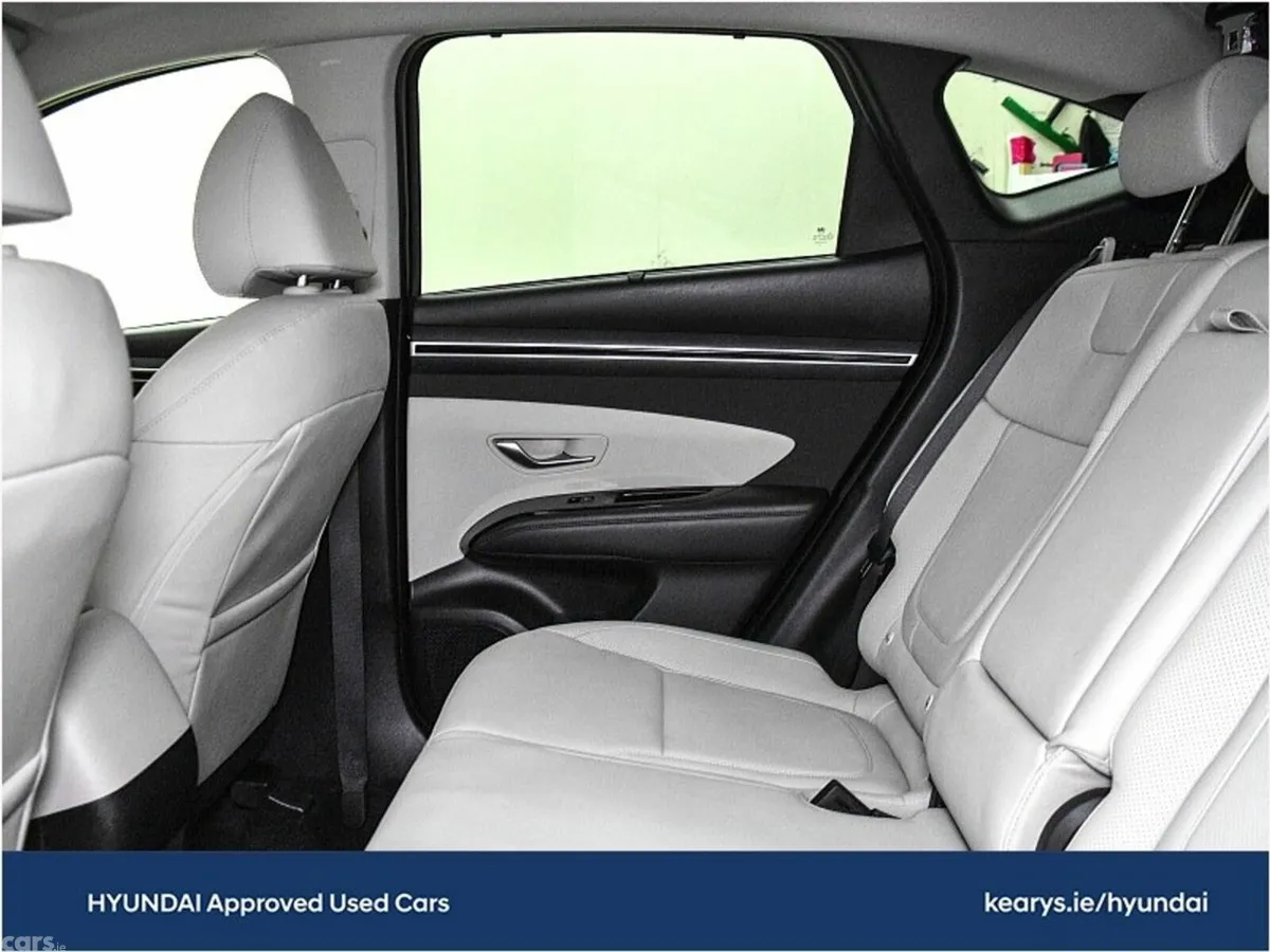 Hyundai Tucson SUV, Petrol Plug-in Hybrid, 2024, Black
