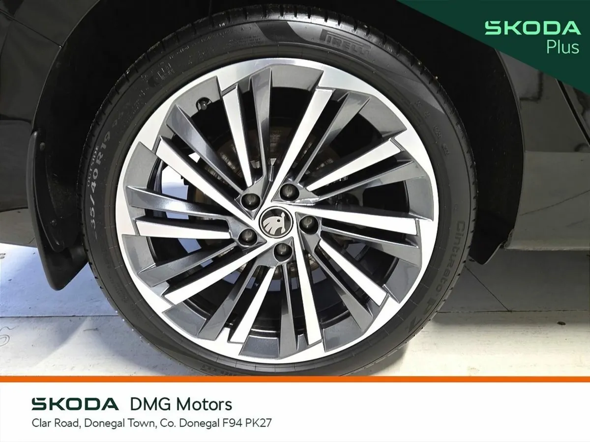 Skoda Superb Saloon, Diesel, 2025, Black