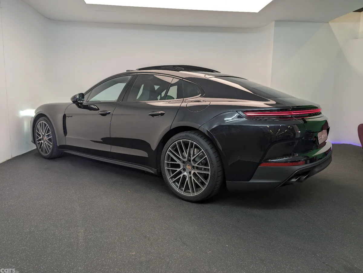 Porsche Panamera Hatchback, Petrol Plug-in Hybrid, 2025, Black