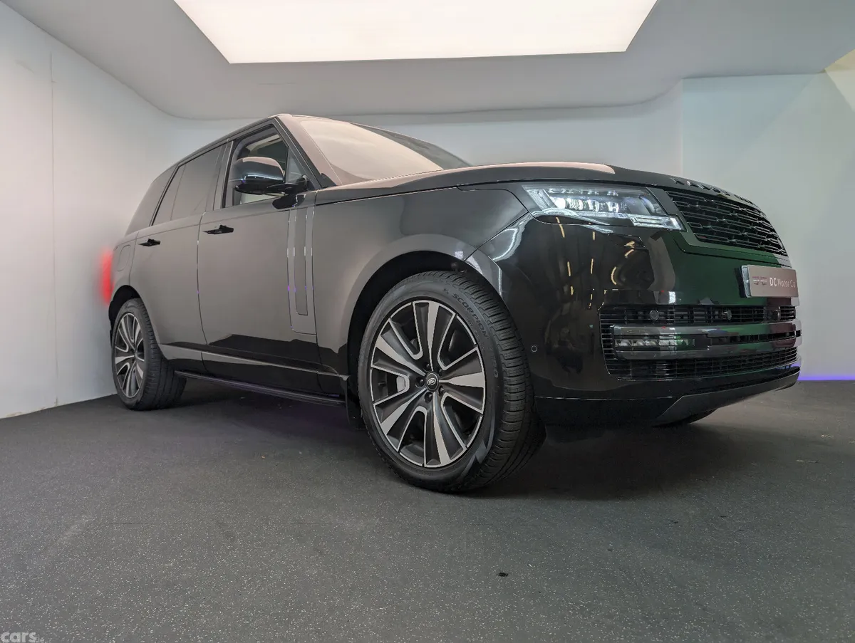 Land Rover Range Rover SUV, Petrol Plug-in Hybrid, 2025, Black