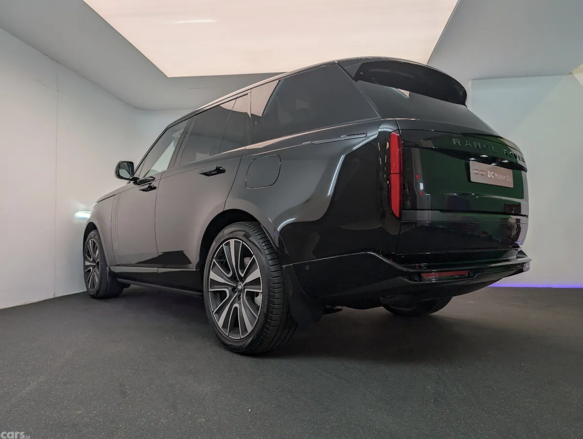 Land Rover Range Rover SUV, Petrol Plug-in Hybrid, 2025, Black