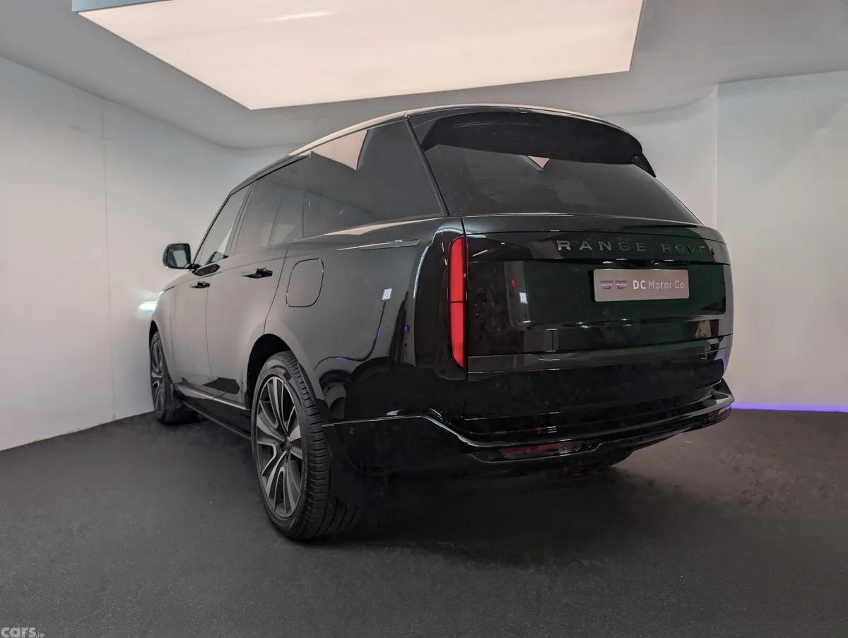 Land Rover Range Rover SUV, Petrol Plug-in Hybrid, 2025, Black