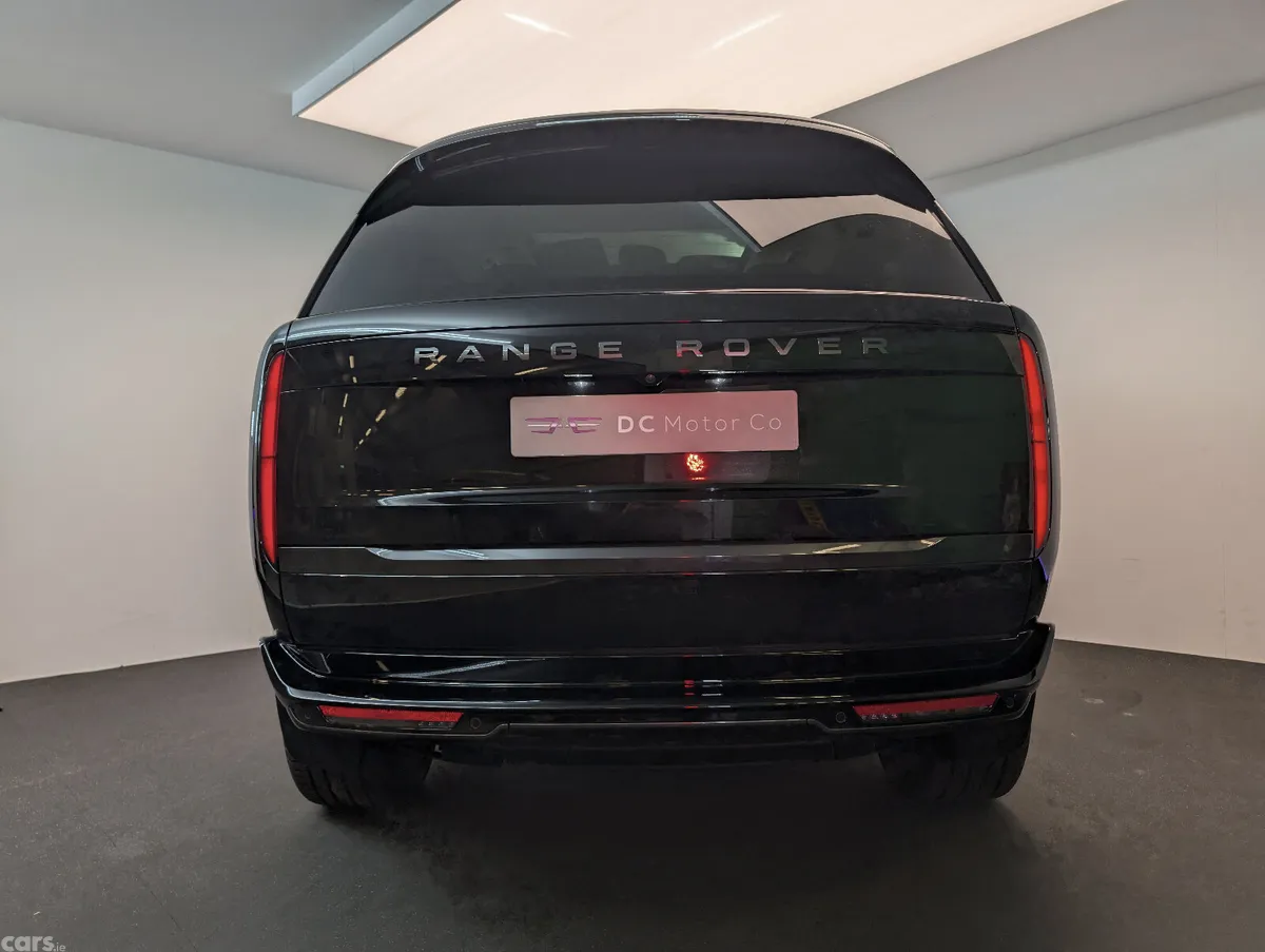 Land Rover Range Rover SUV, Petrol Plug-in Hybrid, 2025, Black
