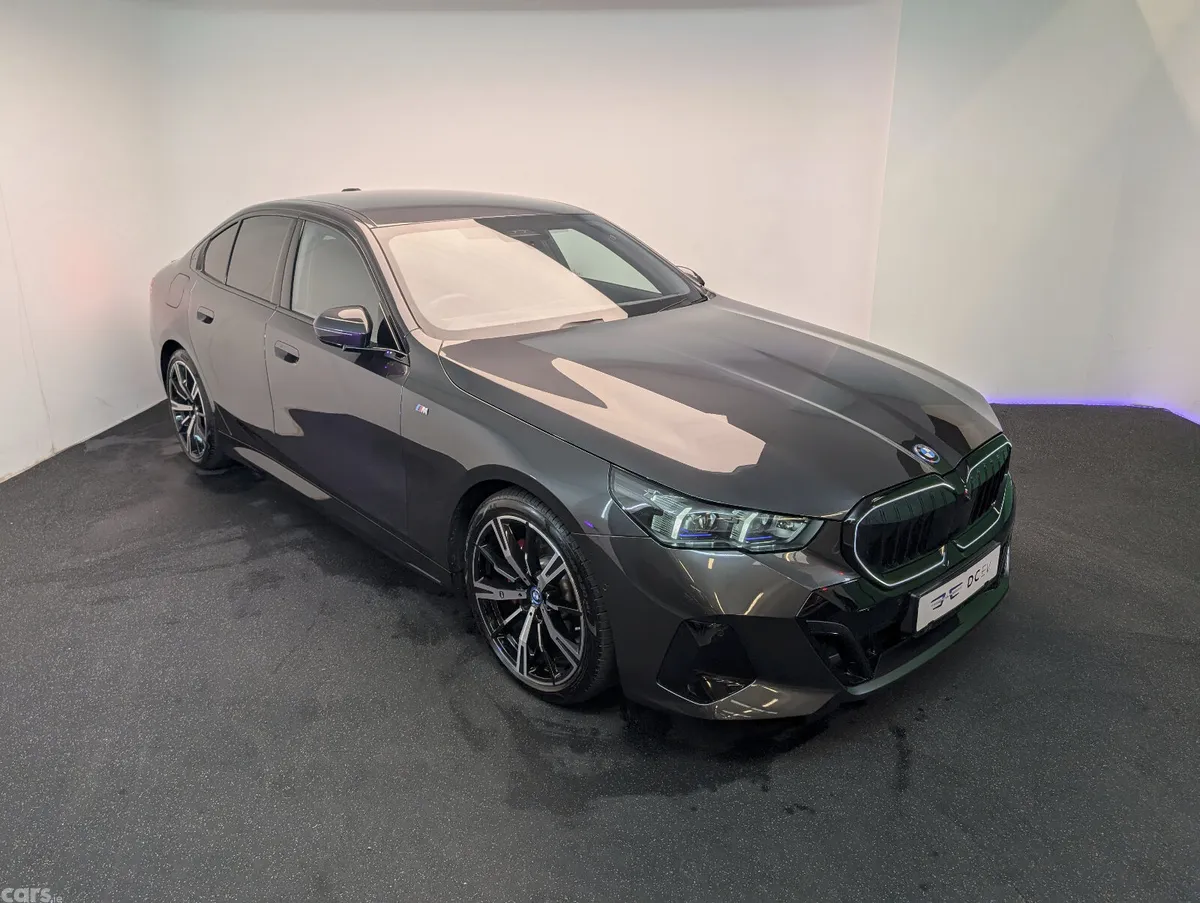 BMW 5-Series Saloon, Petrol Plug-in Hybrid, 2024, Grey