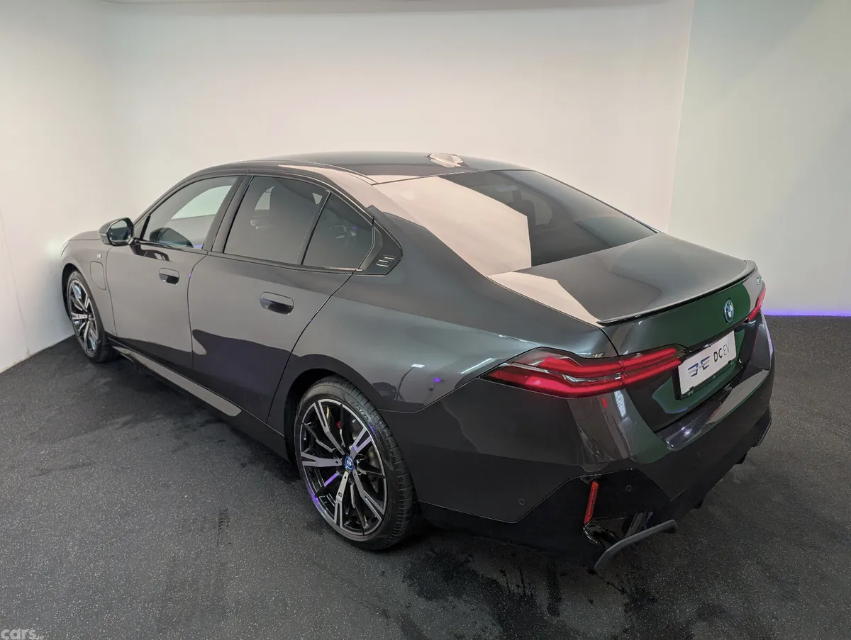 BMW 5-Series Saloon, Petrol Plug-in Hybrid, 2024, Grey
