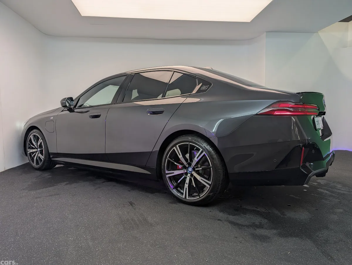 BMW 5-Series Saloon, Petrol Plug-in Hybrid, 2024, Grey