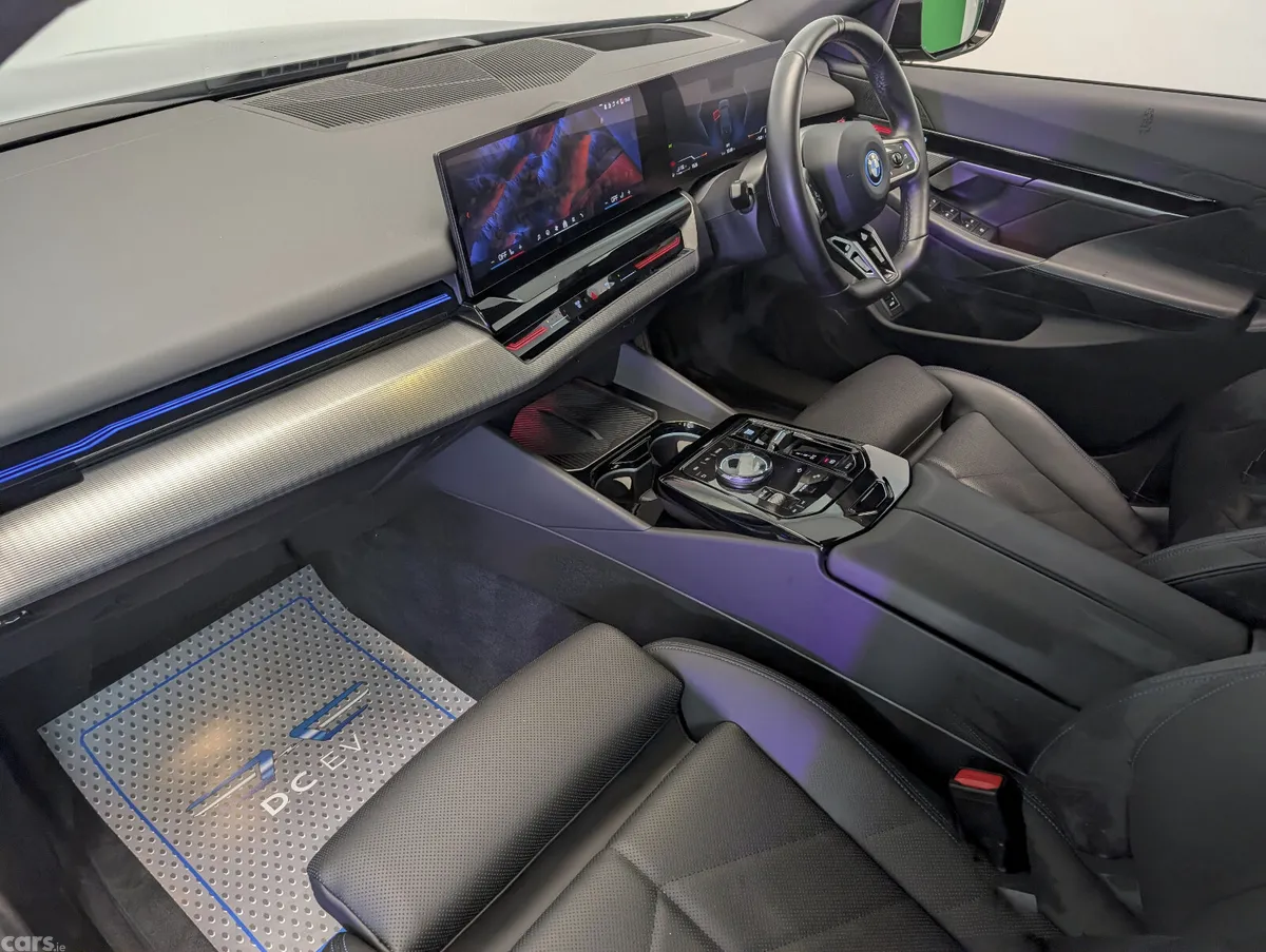 BMW 5-Series Saloon, Petrol Plug-in Hybrid, 2024, Grey