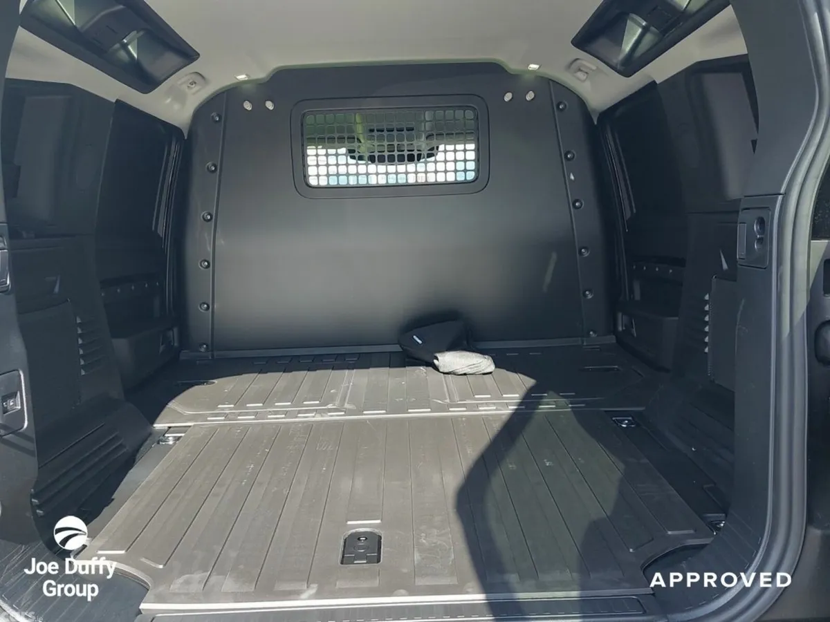 Land Rover Defender SUV, Diesel, 2026, Black