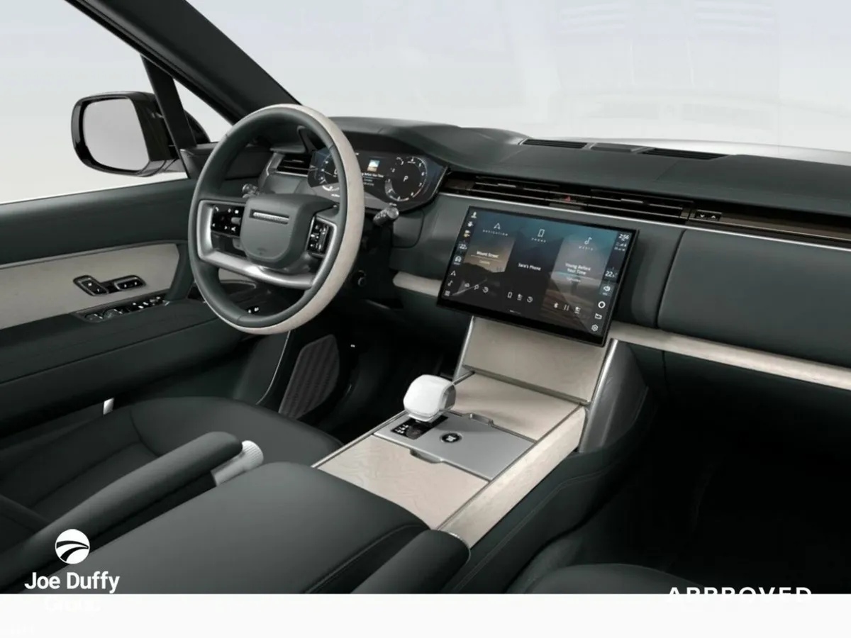 Land Rover Range Rover SUV, Petrol Plug-in Hybrid, 2026, Grey