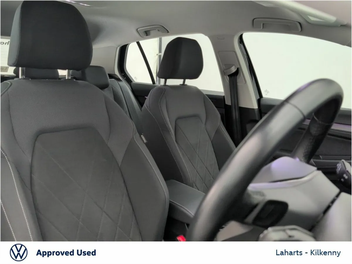 Volkswagen Golf Hatchback, Diesel, 2024, Black