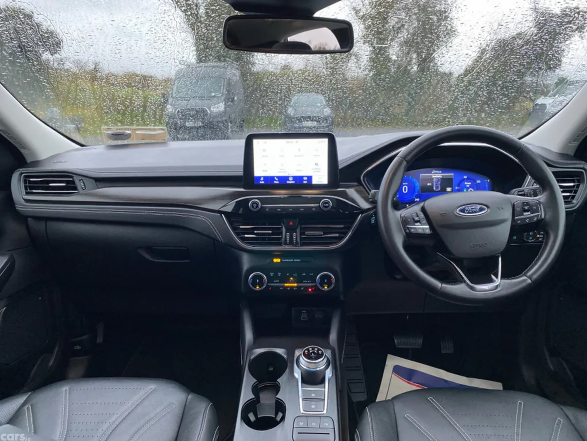 Ford Kuga MPV, Petrol Plug-in Hybrid, 2023, Grey