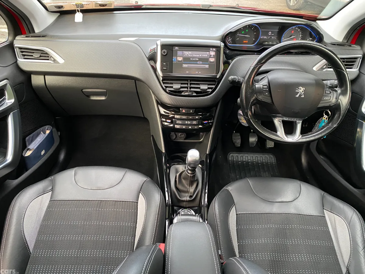 Peugeot 2008 Estate, Diesel, 2017, Red