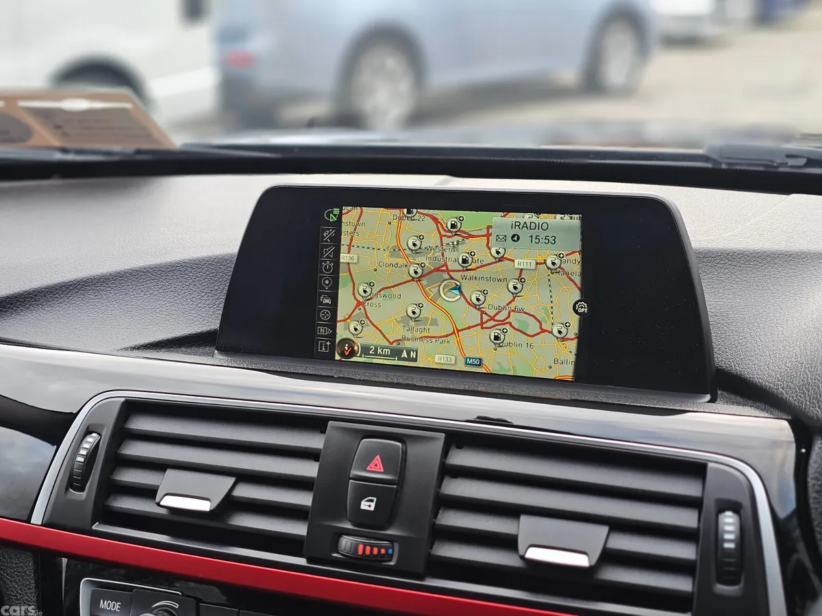 BMW 3-Series Saloon, Petrol Plug-in Hybrid, 2017, Black