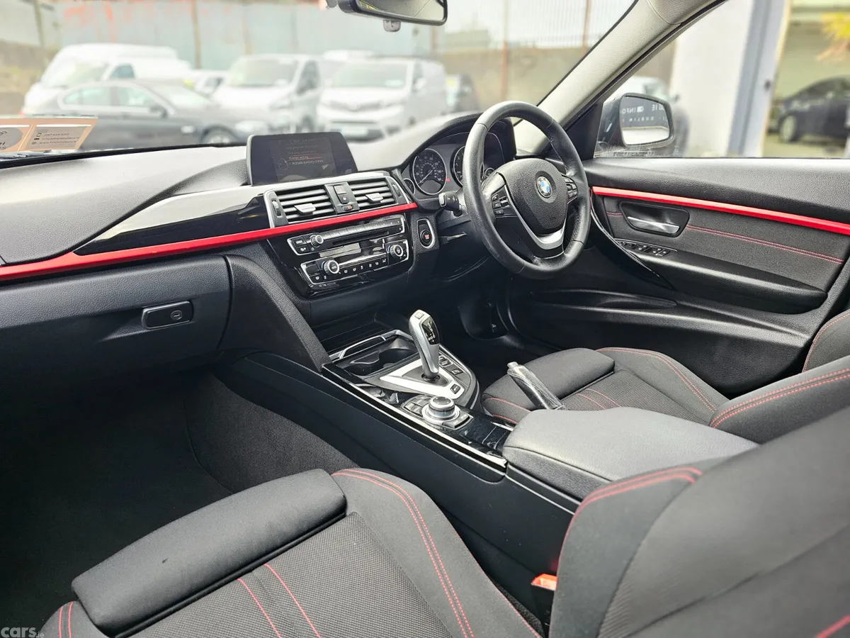 BMW 3-Series Saloon, Petrol Plug-in Hybrid, 2017, Black
