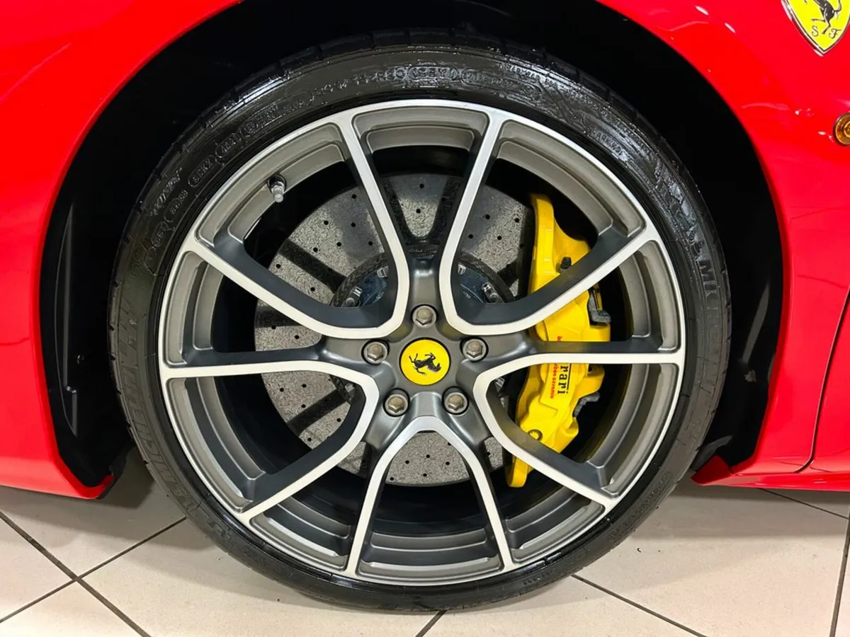 Ferrari 488 Convertible, Petrol, 2017, Red