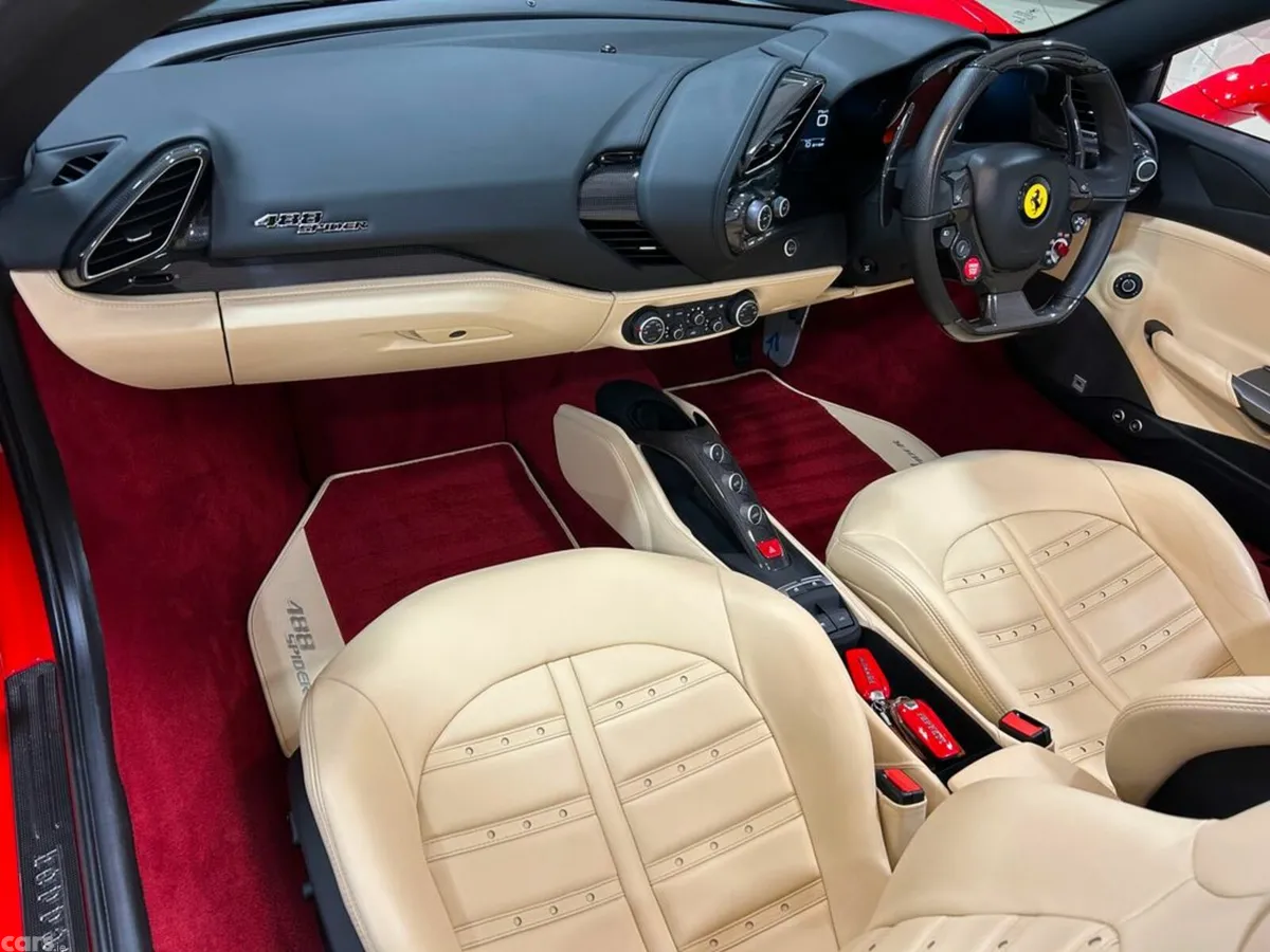 Ferrari 488 Convertible, Petrol, 2017, Red