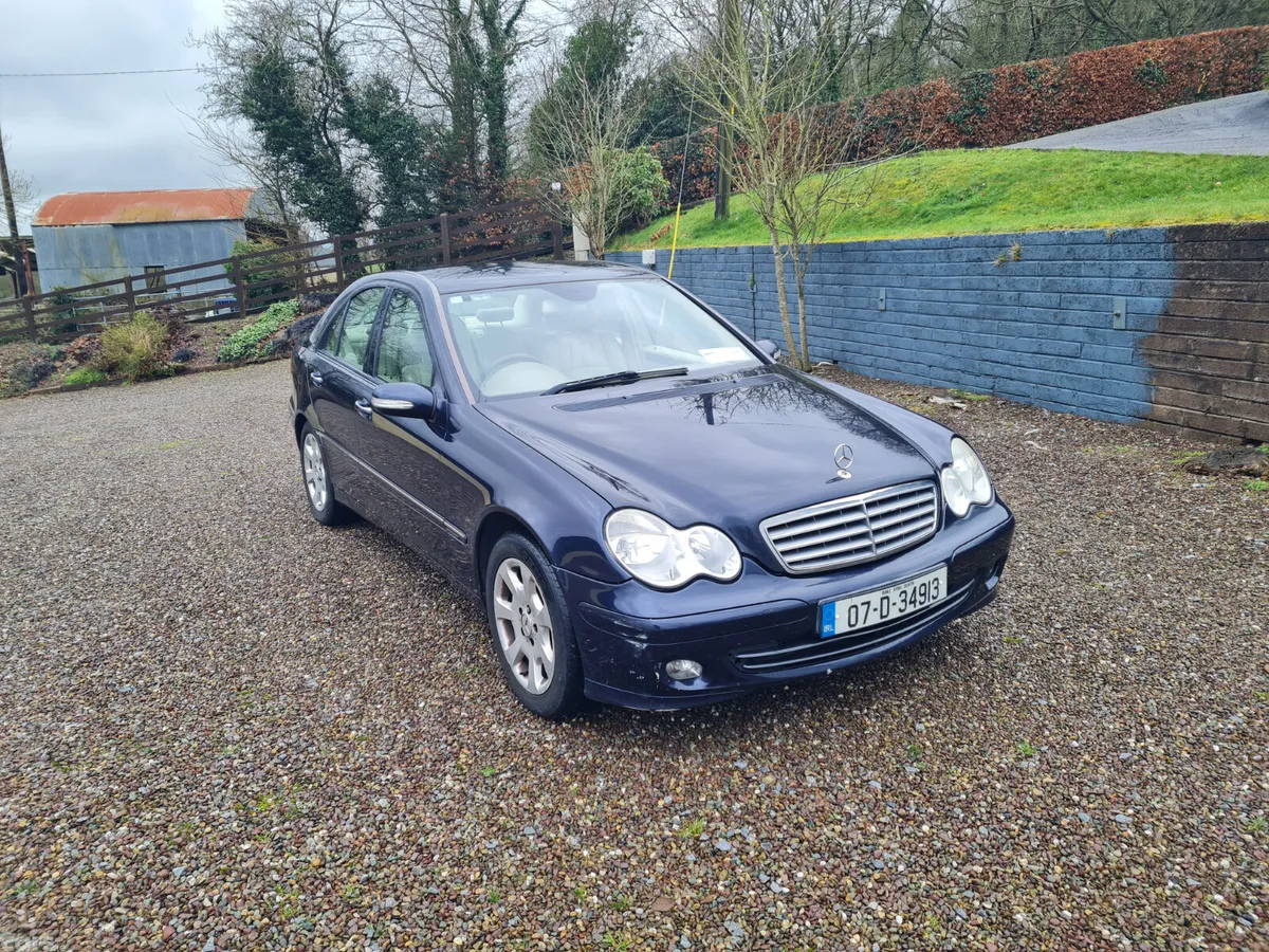 Mercedes-Benz C-Class Saloon, Petrol, 2007, Blue