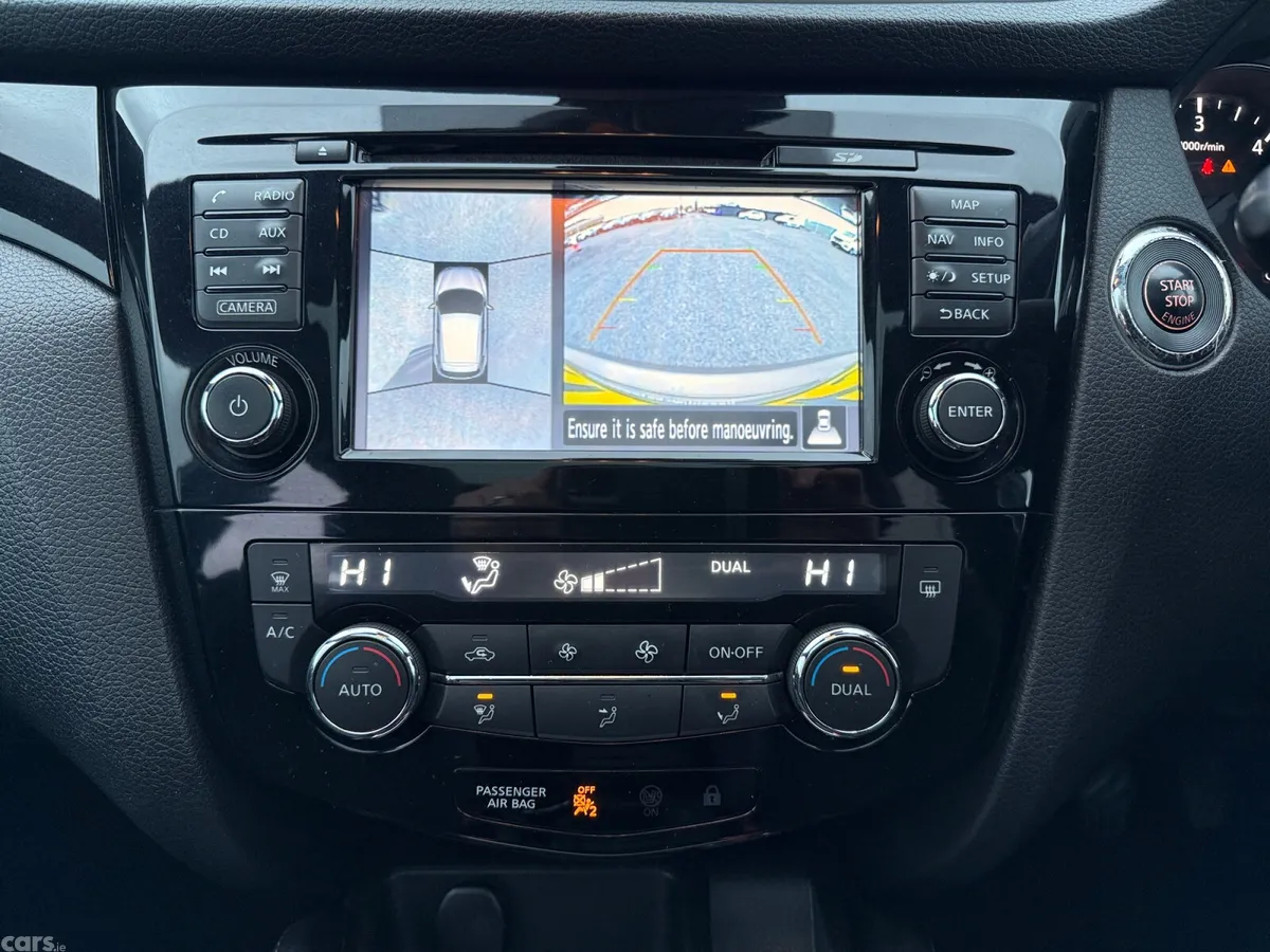 Nissan Qashqai SUV, Diesel, 2017, Grey