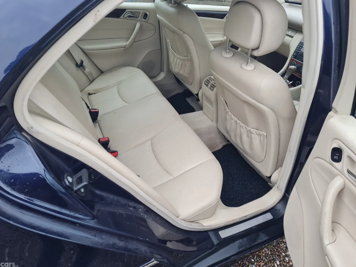 Mercedes-Benz C-Class Saloon, Petrol, 2007, Blue