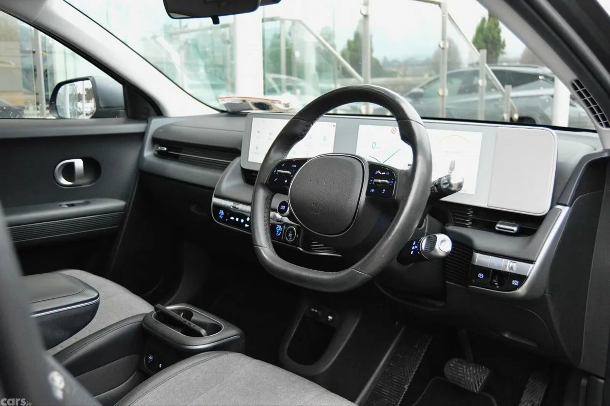 Hyundai IONIQ 5 MPV, Electric, 2023, Grey