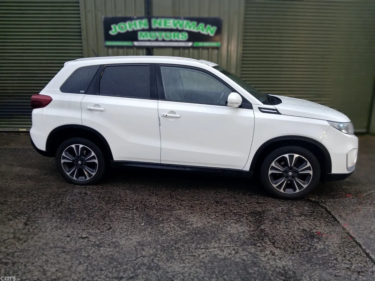 Suzuki Vitara SUV, Petrol, 2019, White