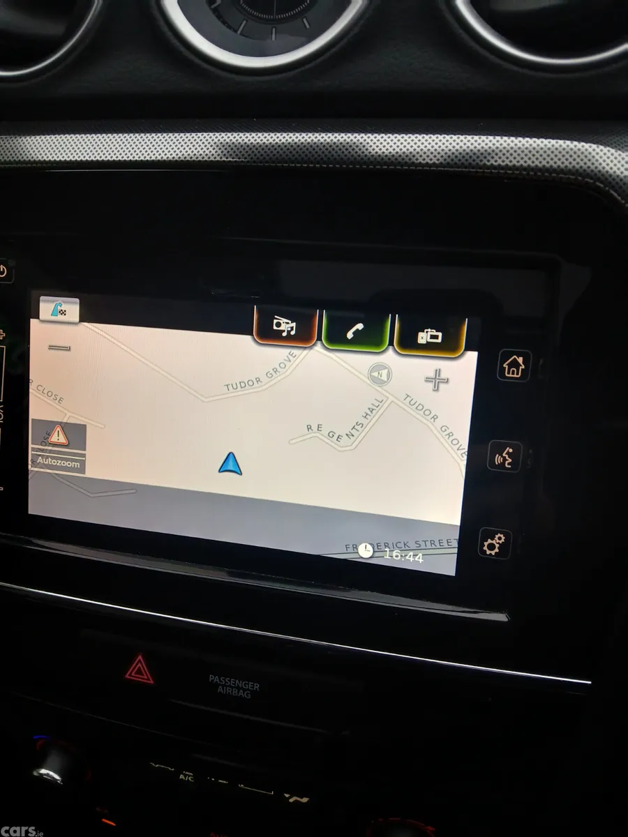 Suzuki Vitara SUV, Petrol, 2019, White