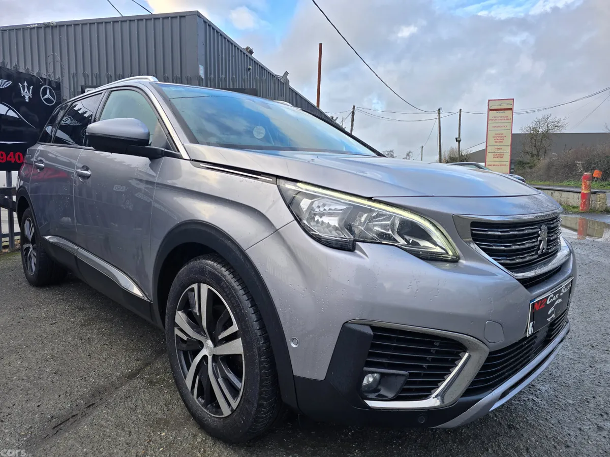 Peugeot 5008 MPV, Diesel, 2019, Grey