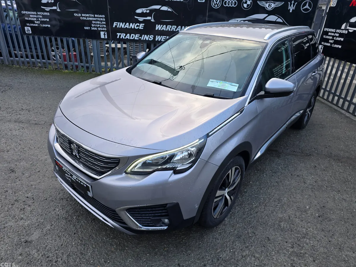 Peugeot 5008 MPV, Diesel, 2019, Grey