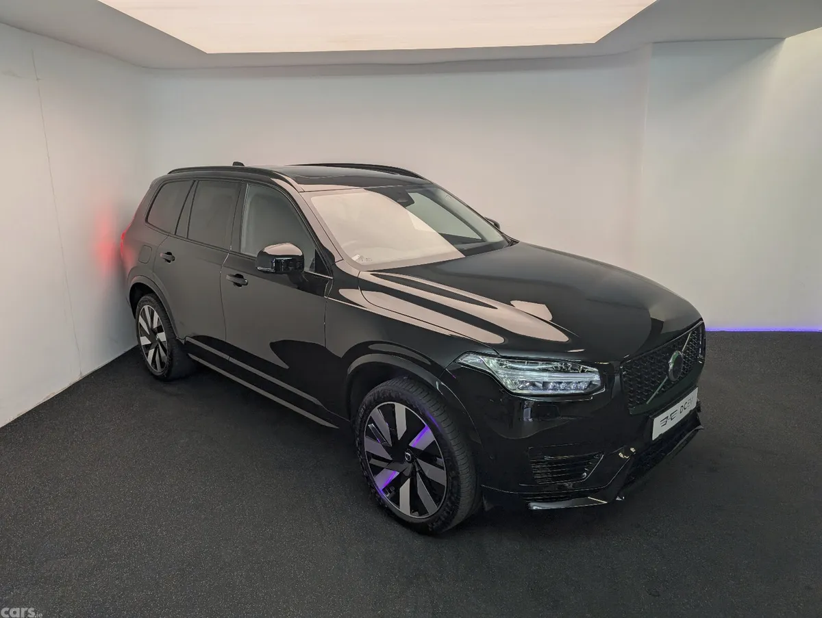 Volvo XC90 SUV, Petrol Hybrid, 2024, Black