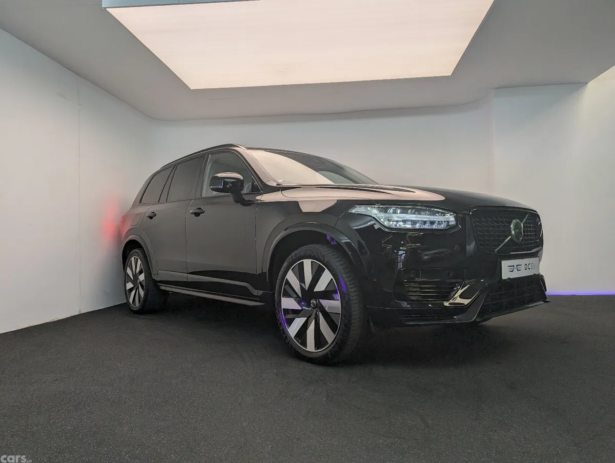 Volvo XC90 SUV, Petrol Hybrid, 2024, Black