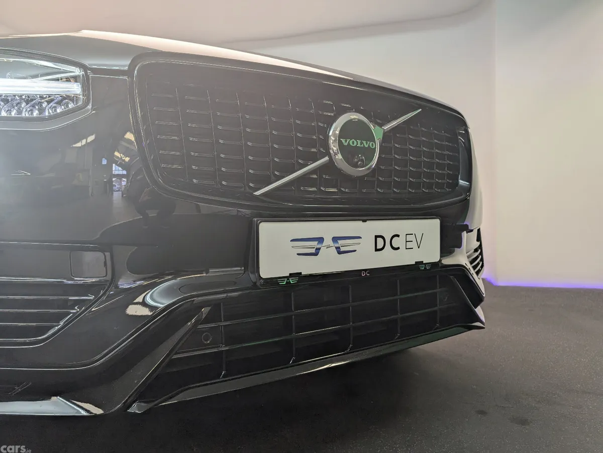 Volvo XC90 SUV, Petrol Hybrid, 2024, Black