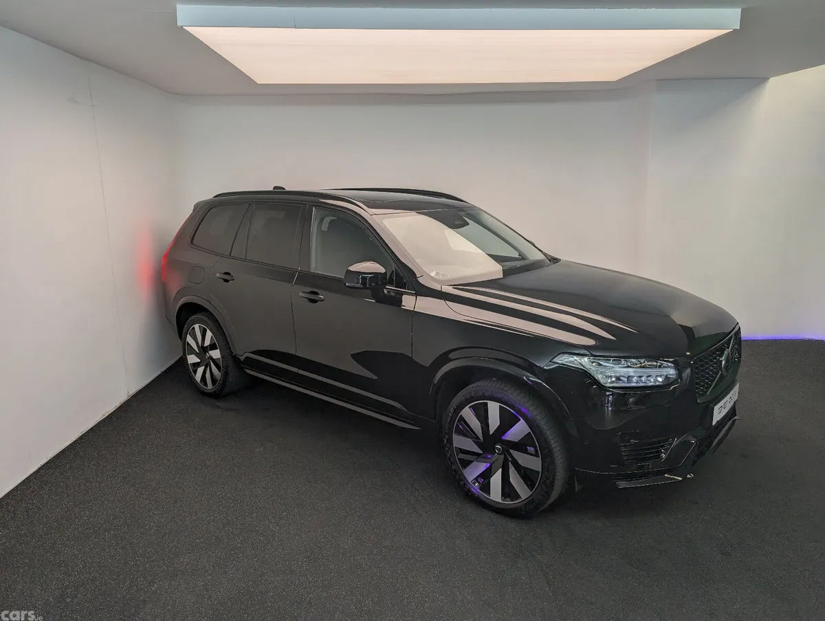 Volvo XC90 SUV, Petrol Hybrid, 2024, Black