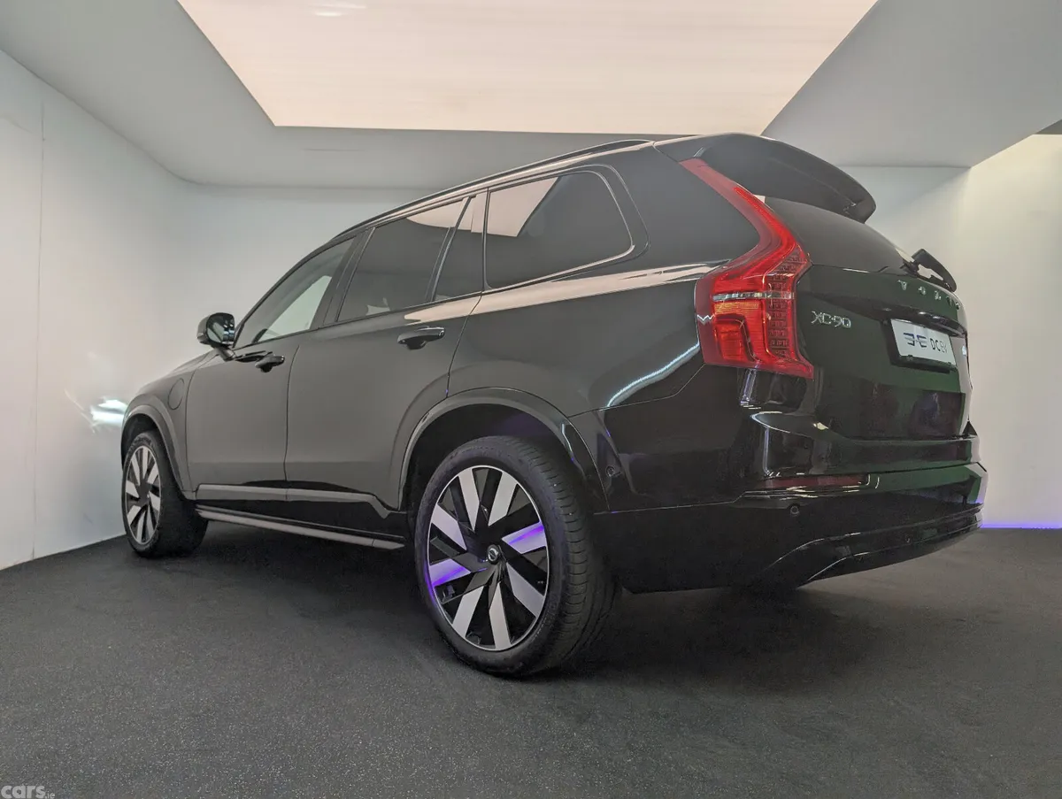Volvo XC90 SUV, Petrol Hybrid, 2024, Black