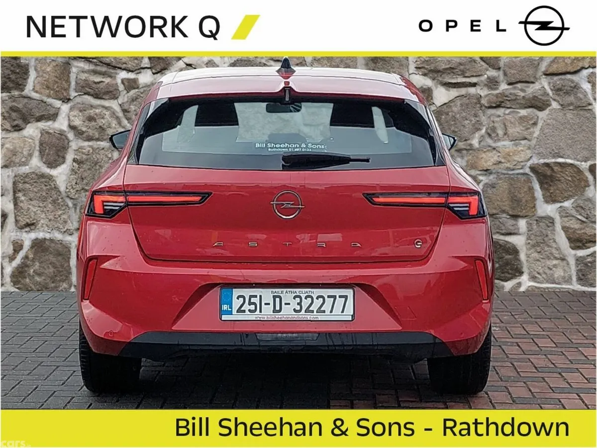 Opel Astra Hatchback, Electric, 2025, Red