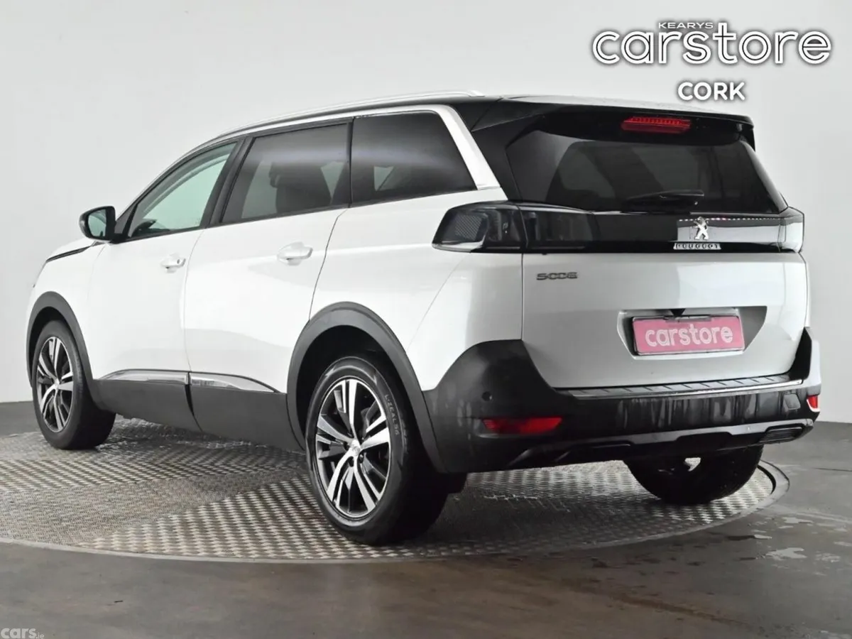 Peugeot 5008 MPV, Diesel, 2021, White