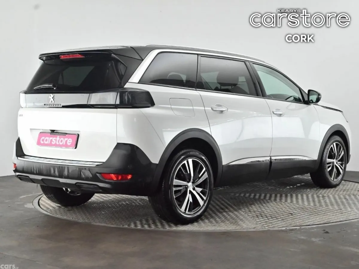 Peugeot 5008 MPV, Diesel, 2021, White