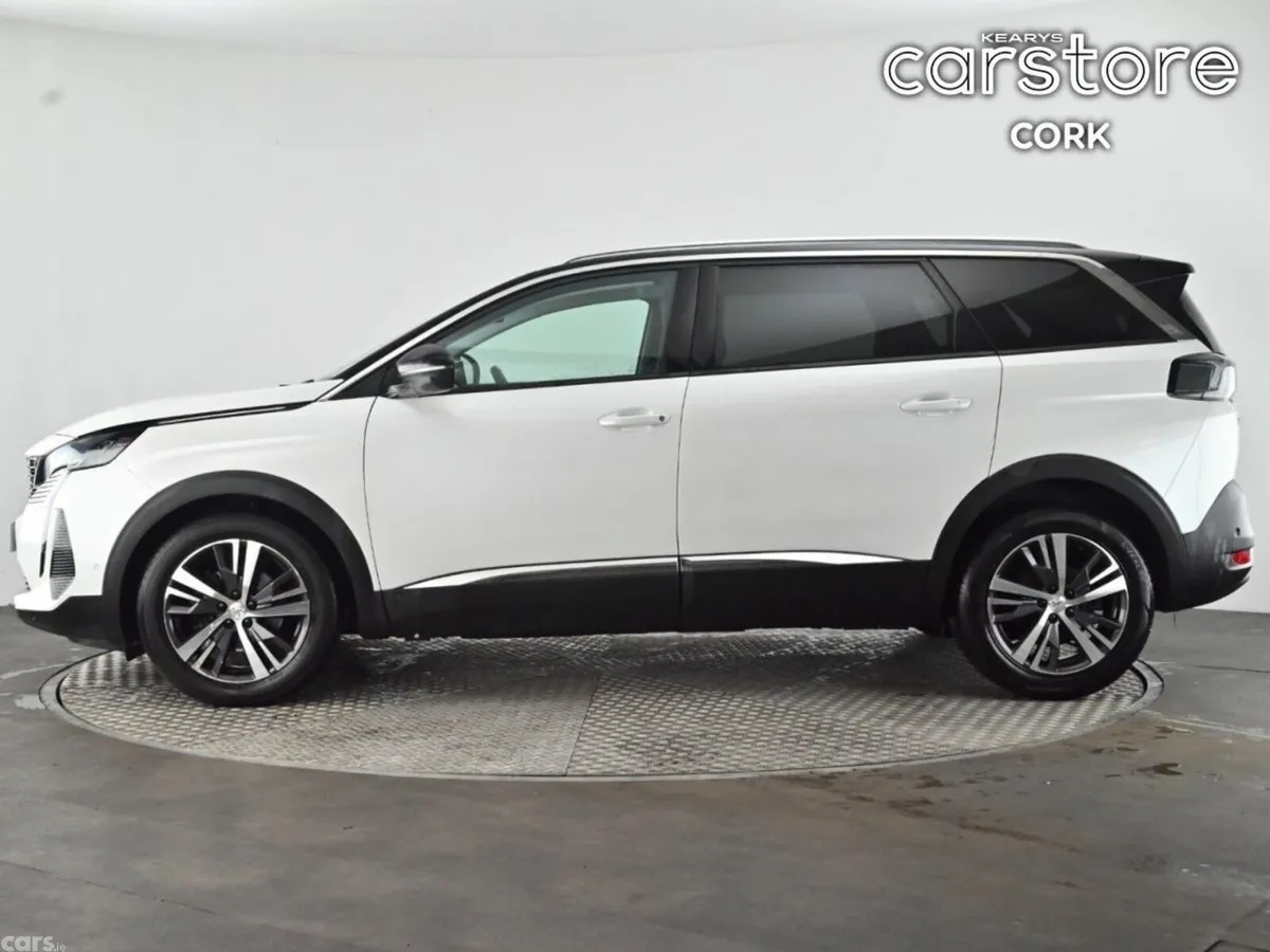 Peugeot 5008 MPV, Diesel, 2021, White
