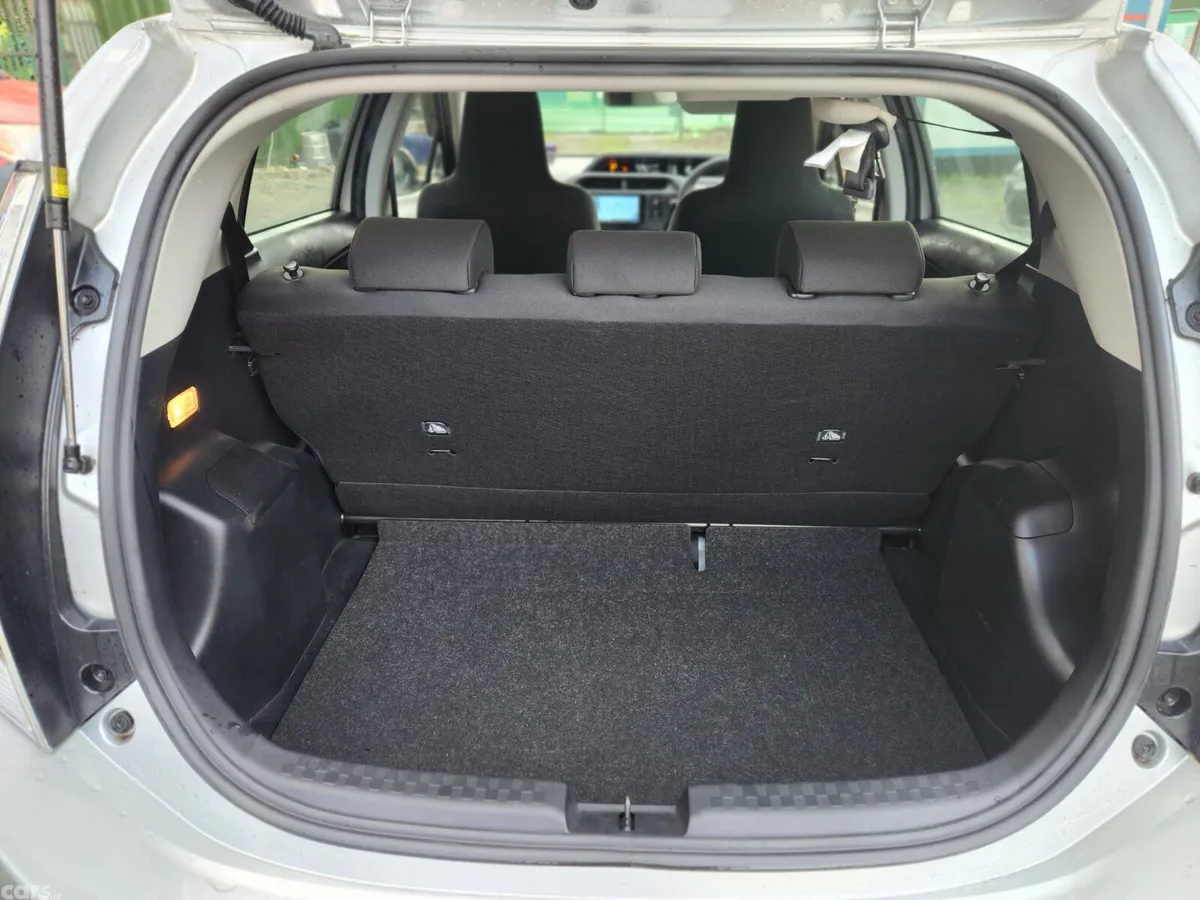 Toyota Aqua Hatchback, Petrol Hybrid, 2020, Silver