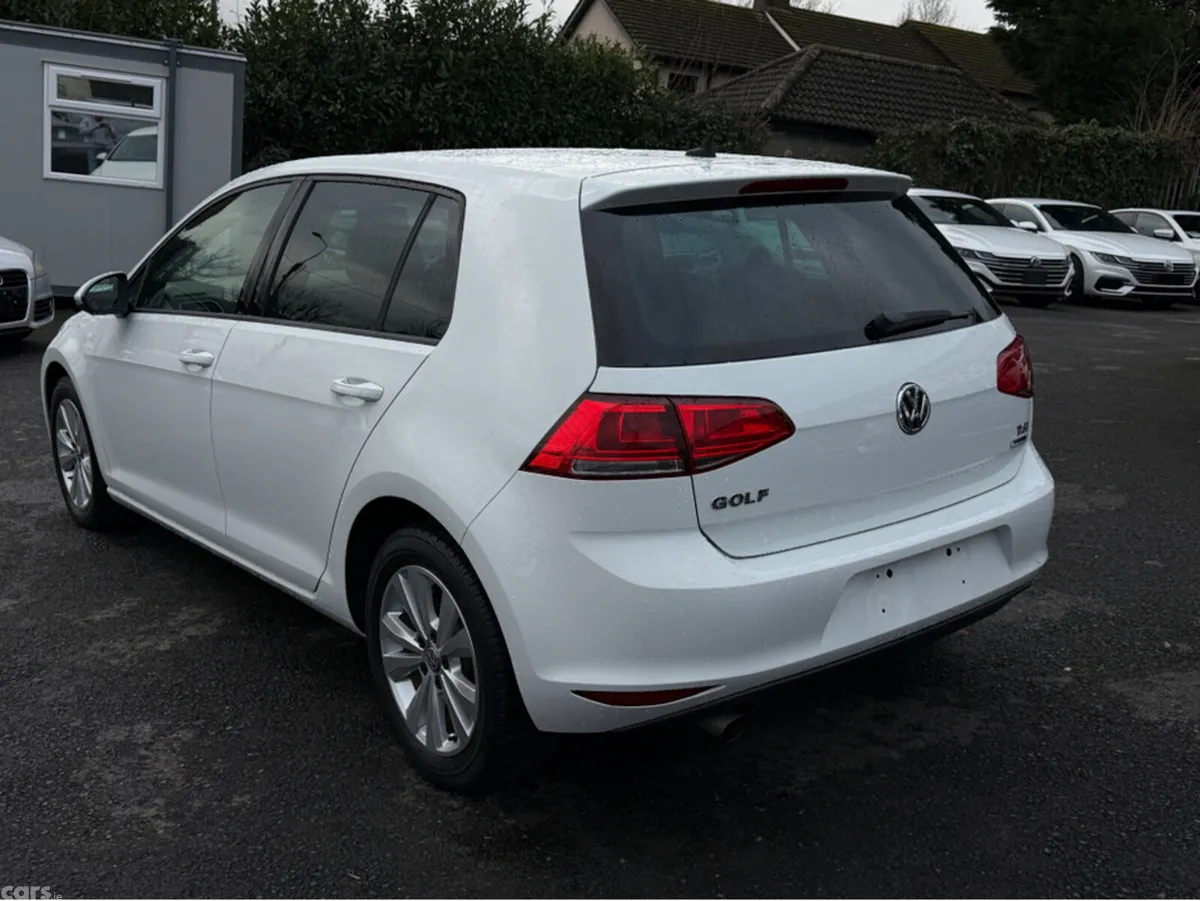 Volkswagen Golf Hatchback, Petrol, 2017, White