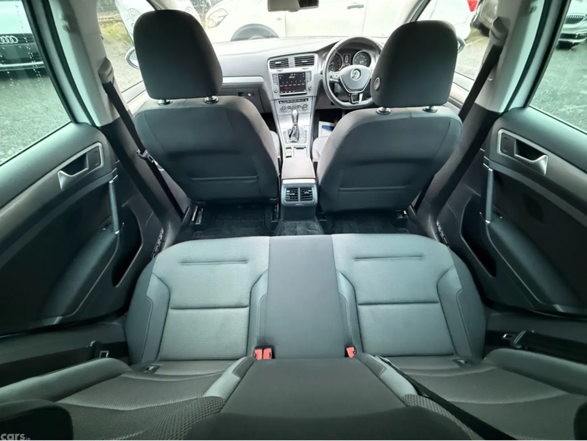 Volkswagen Golf Hatchback, Petrol, 2017, White
