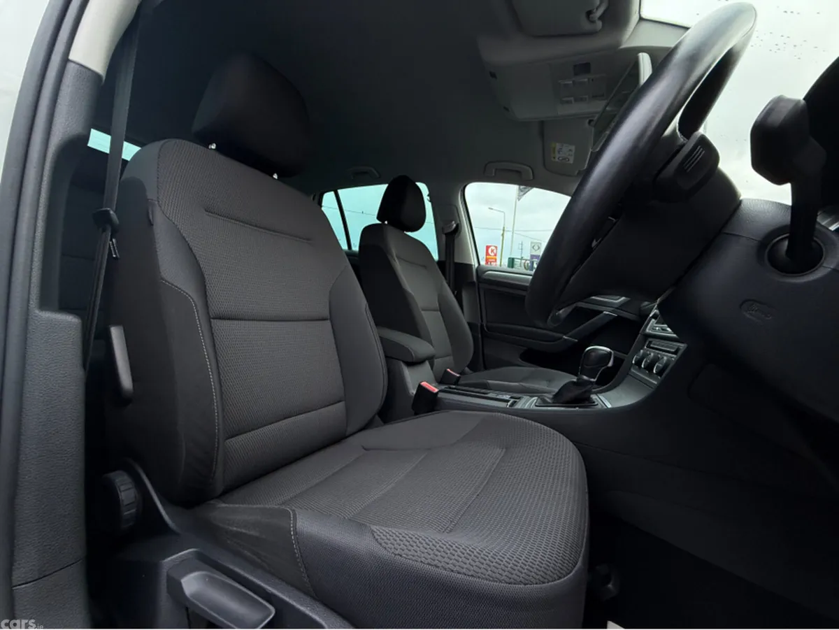 Volkswagen Golf Hatchback, Petrol, 2017, White
