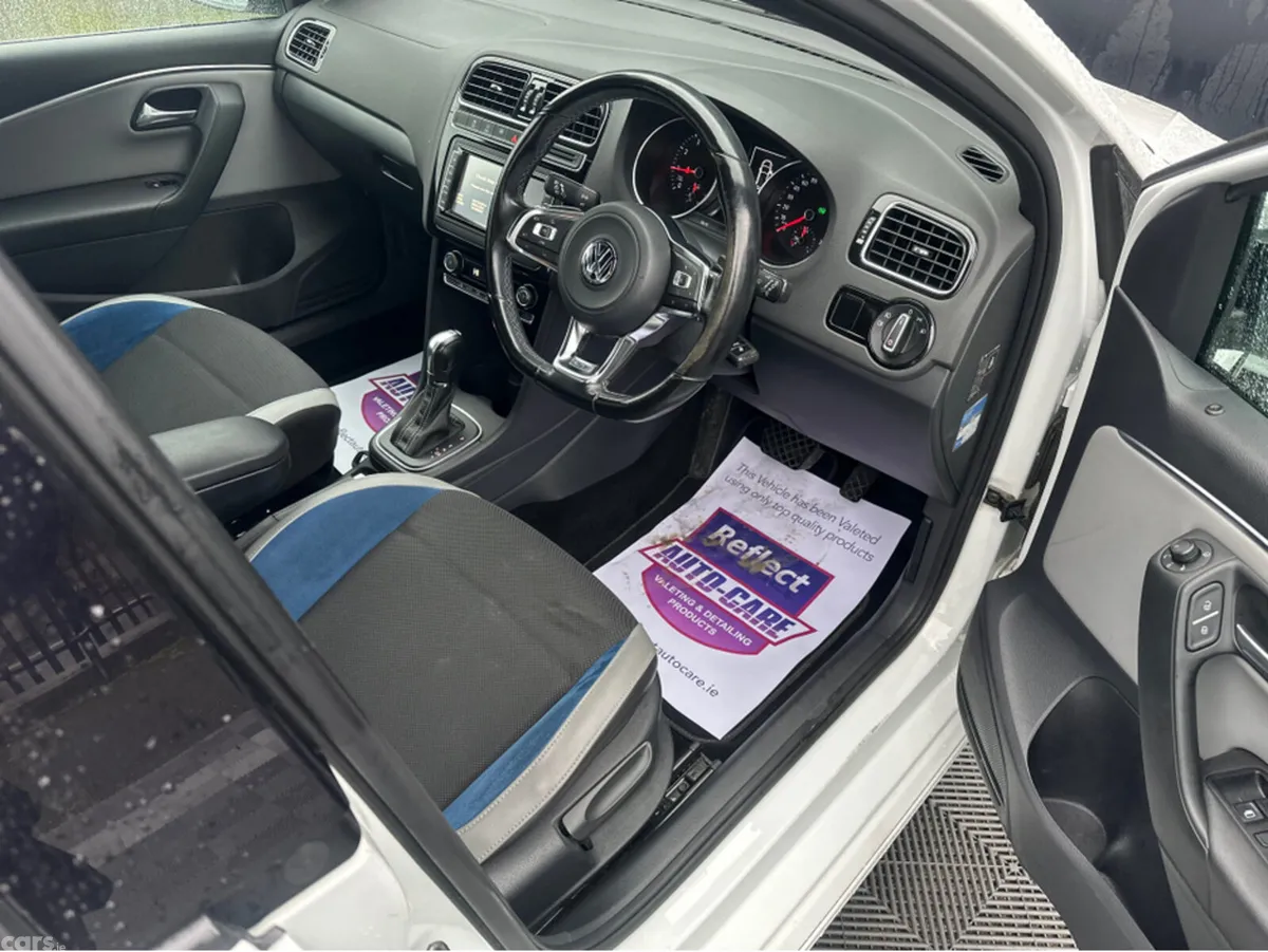 Volkswagen Polo Hatchback, Petrol, 2015, White