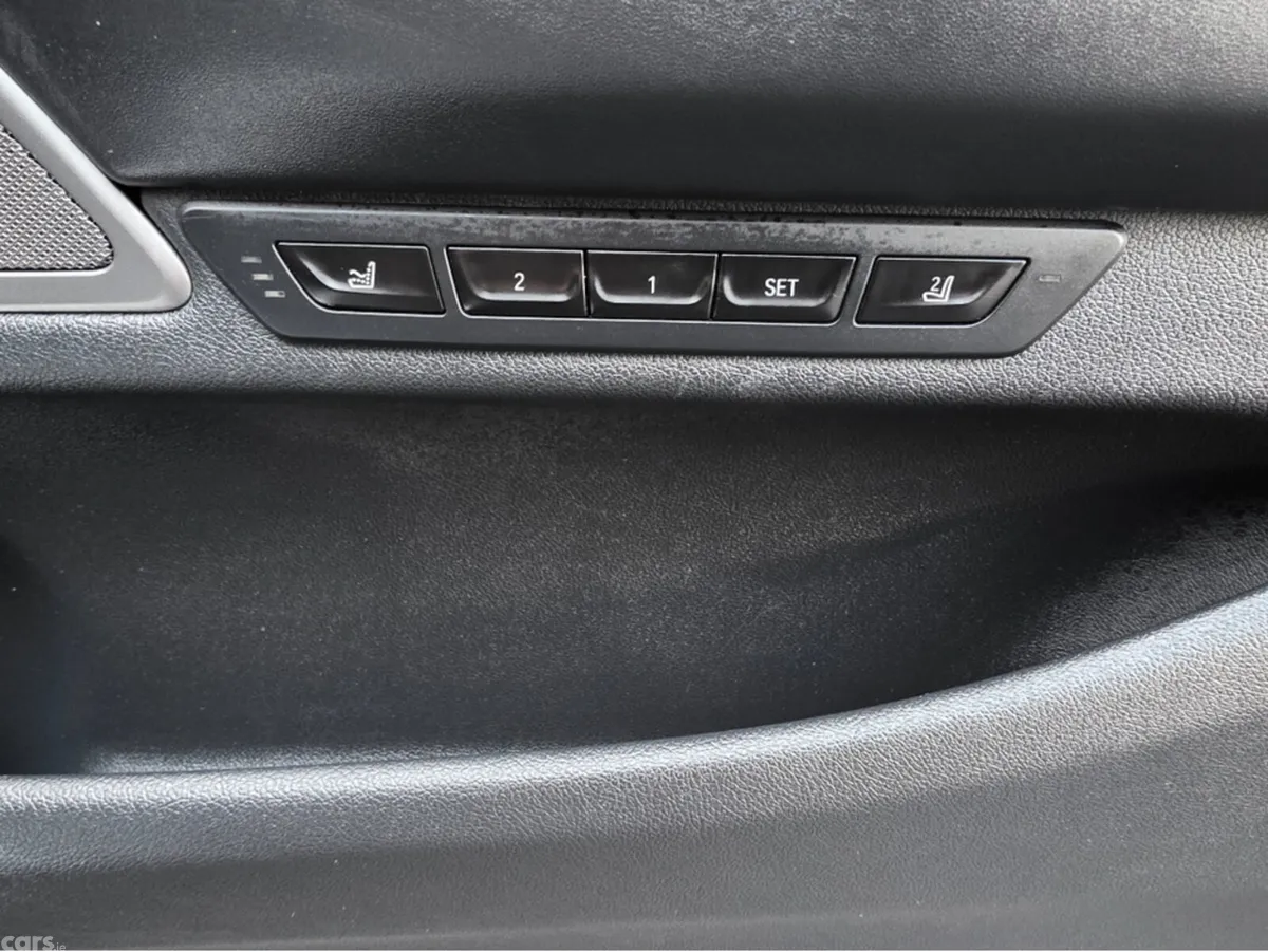 BMW 7-Series Saloon, Diesel, 2018, Black